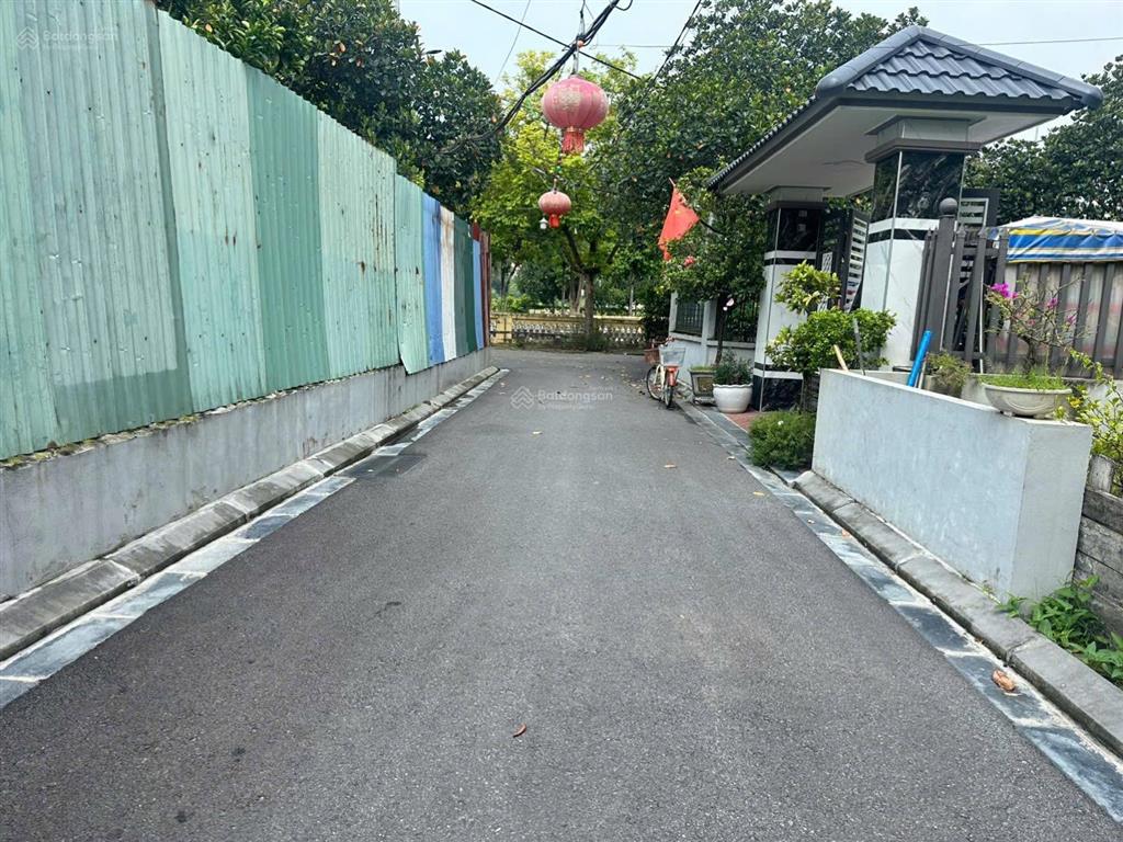 Cơ hội hiếm có  lô góc 2 mặt thoáng 175m cổ loa  đường ápphan thông rộng  ô tô 16 chỗ đỗ cửa