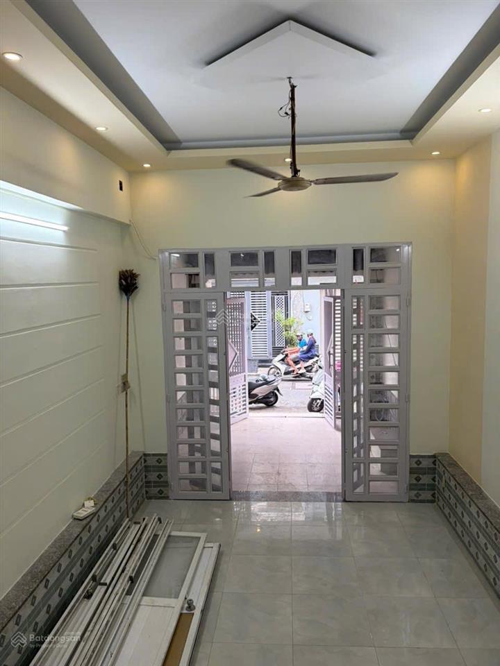 Nhà thơm!! hẻm 6m thông gò dầu, 2 tấm, 4 x 20m, 3 phòng ngủ, 2 wc, kinh doanh làm hàng hoá