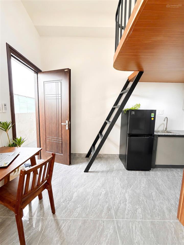 Khai trương phòng mới full nội thất ngay cạnh đại học nguyễn tất thành  nttu