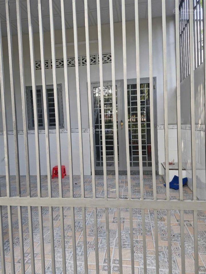 Bán gấp nhà sổ hồng riêng trệt lửng 60m2, 1,75 tỷ đường thới tam thôn 13, hóc môn, tphcm