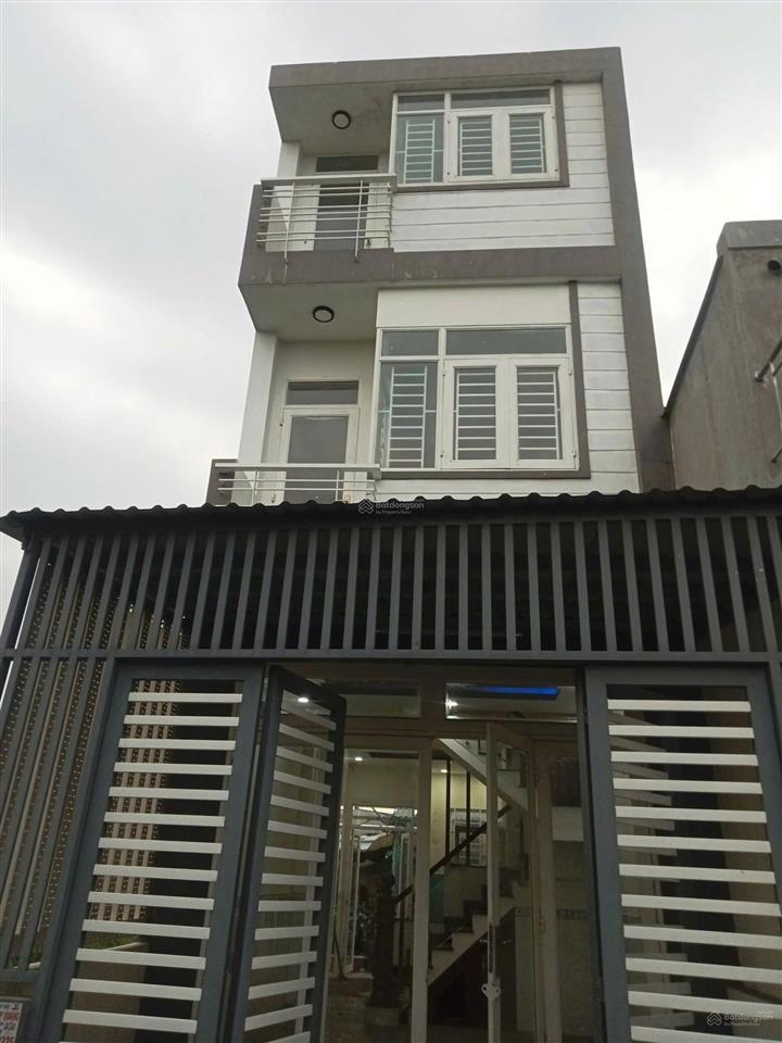 Bán gấp nhà và đất cc đứng tên ủy quyền,thuộc bình mỹ củ chi bên hông cầu rạch tra.