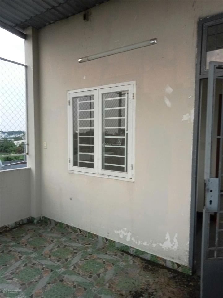 Bán gấp nhà và đất cc đứng tên ủy quyền,thuộc bình mỹ củ chi bên hông cầu rạch tra.