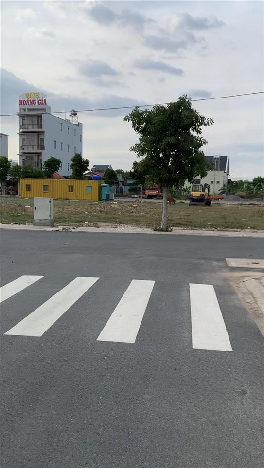 Đất lô 100m2 ngay cầu đồng nai 2  tp.đồng nai giá chỉ 15tr/m2, sổ hồng riêng.
