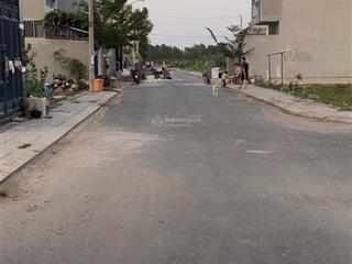 Thua nợ nên cắt lỗ 100tr sang nhanh lô đất 100m2 sát sân bay long thành, sổ riêng.