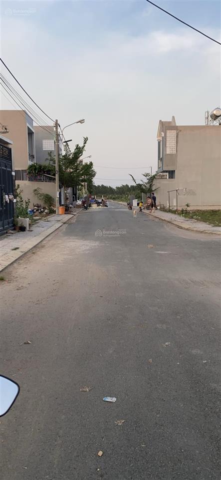 Lô đất cực hiếm nằm sát nhà ga metro long thành chỉ 900tr, sang tên ngay.