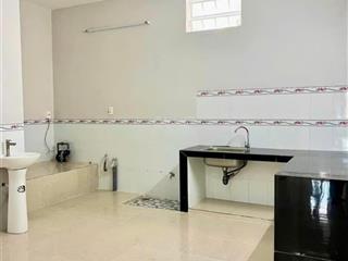 Nhà phố giá tốt  phù hợp vợ chồng trẻ hoặc cha mẹ nghỉ hưu đường sư vạn hạnh, p. an hoà  lộ ô tô