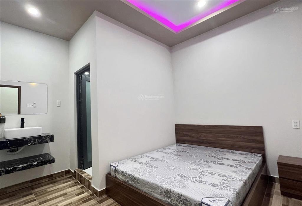 Nhà bán vừa ở vừa kinh doanh/ 7 phòng full nội thất/ thu nhập 15tr/th