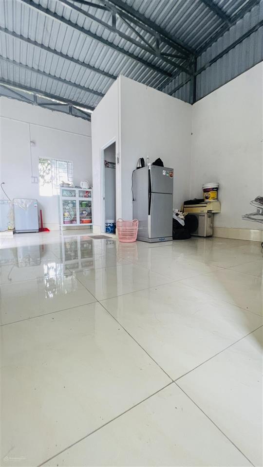 Bán nhà mặt tiền quốc lộ 80 kế trường lái