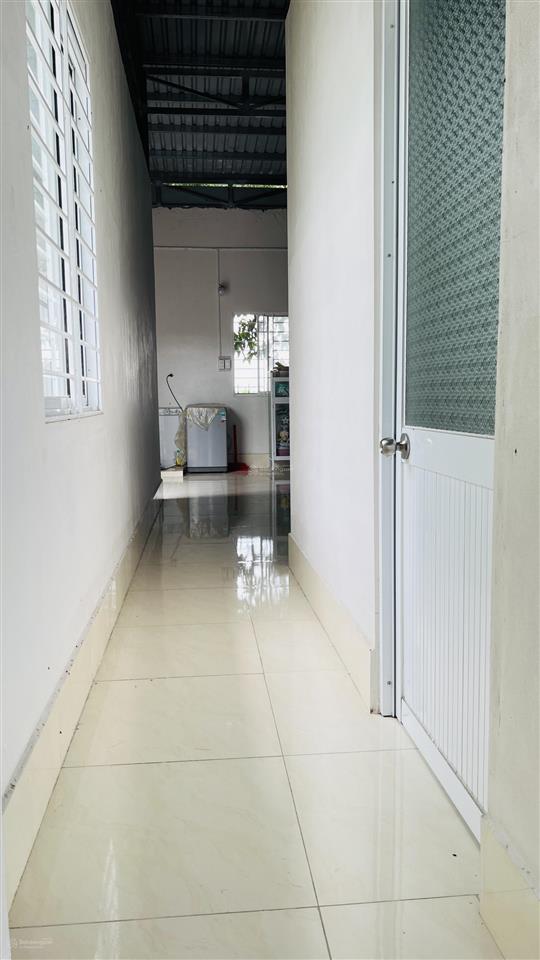 Bán nhà mặt tiền quốc lộ 80 kế trường lái