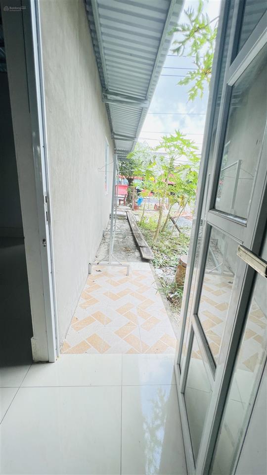 Bán nhà mặt tiền quốc lộ 80 kế trường lái