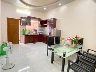 Nhà cho thuê đầy đủ tiện nghi/ mặt tiện thuận tiền kinh doanh/ gần chợ. gần trường