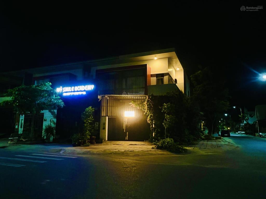Phòng cho thuê đầy đủ tiện nghi. căn góc