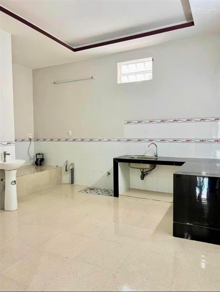 Nhà phố giá tốt phù hợp vợ chồng trẻ hoặc cha mẹ nghỉ hưu đường sư vạn hạnh, p. rạch giá lộ ô tô
