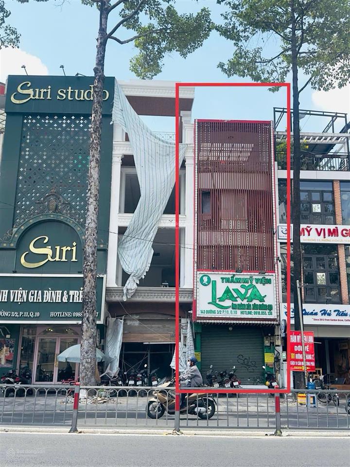 Cho thuê nhà mặt tiền 143 đường 3/2, phường 11, quận 10  dtsd 400m2