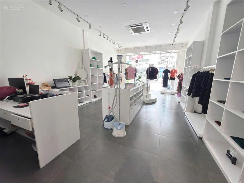 Cho thuê nhà mặt tiền lê văn sỹ, phường 13, quận phú nhuận, dtsd 350m2