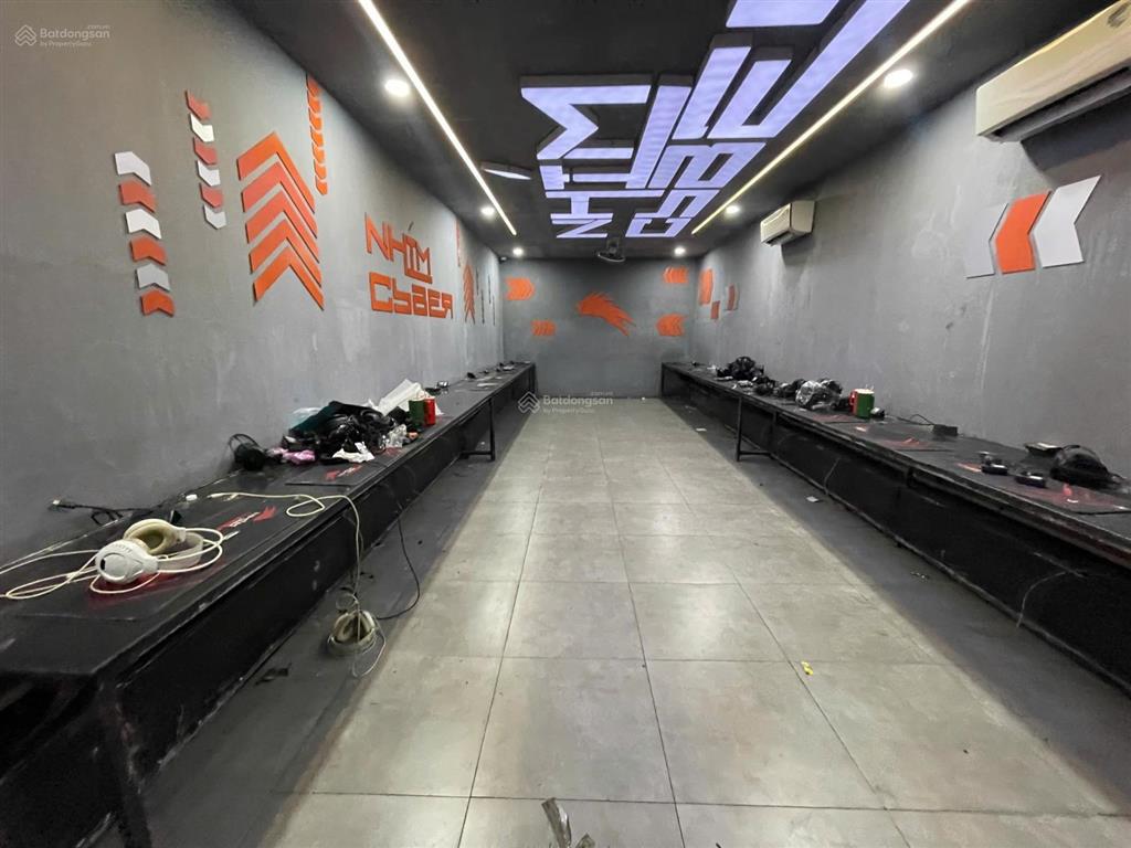 Cho thuê nhà mặt tiền 511 lê văn sỹ, phường 2, quận tân bình  dtsd 350m2