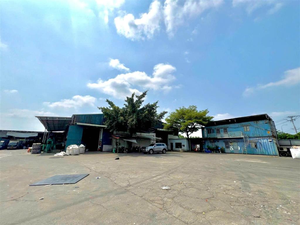 Bán gấp đất Mặt Tiền QL1A -P-Tân Tạo - Bình Tân 8500m2 giá 320  Tỷ