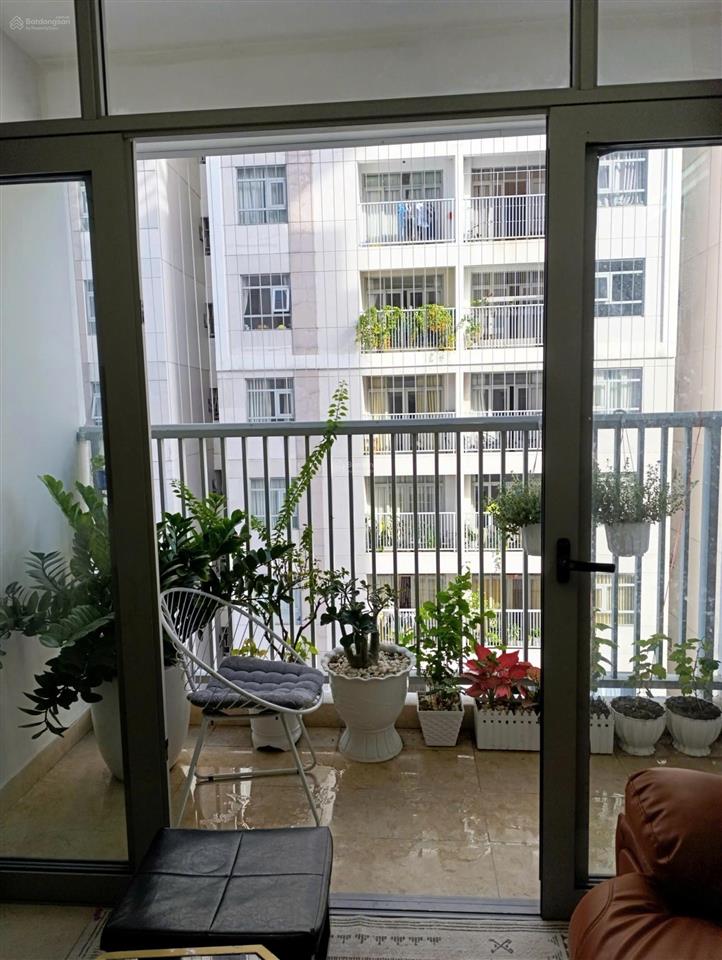 Chuyển về quê sinh sống nên bán nhanh căn luxcity 70m 2pn full 4ty3