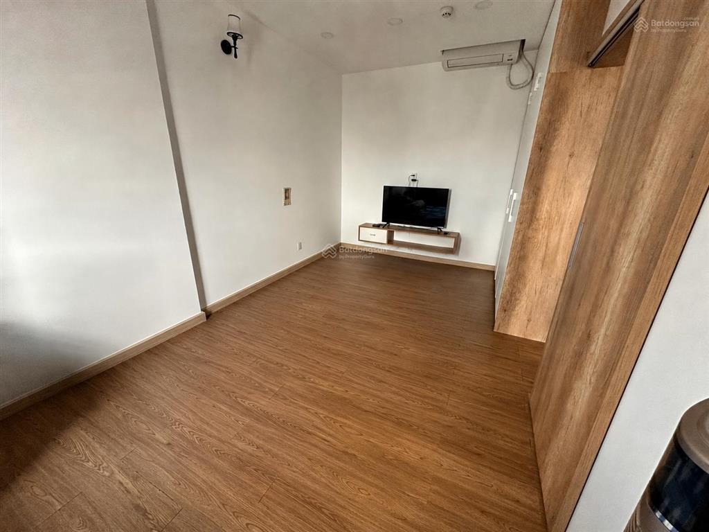 Bán nhanh căn hộ officetel luxcity 45m2 1pn 1wc full nt đẹp chỉ 2tỷ2
