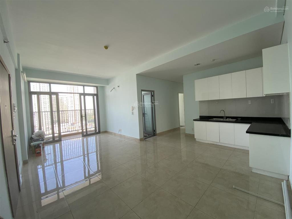 Xuống nhà mặt đất nên bán gấp căn hộ luxcity 85m2 3pn 2wc full nt chỉ 4tỷ7, căn góc siêu thoáng