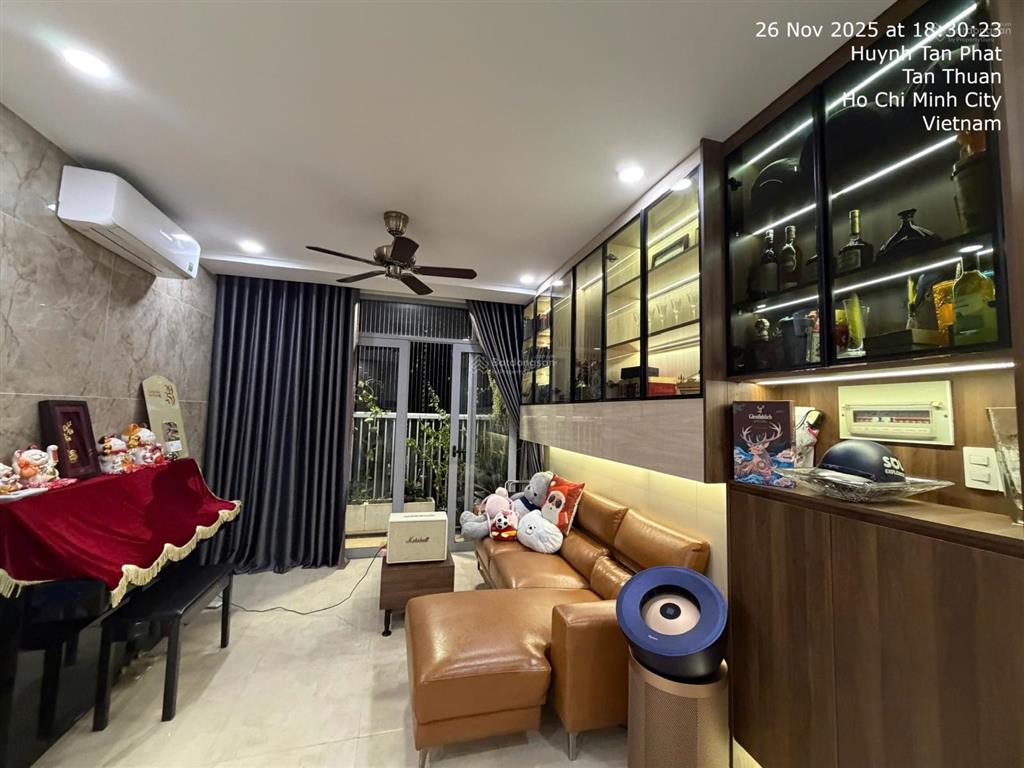 Chính chủ cần bán nhanh căn hộ luxcity 85m2 3pn 2wc full nt chỉ 4,7 tỷ căn góc siêu thoáng