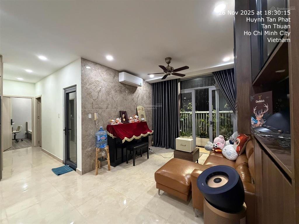 Chính chủ cần bán nhanh căn hộ luxcity 85m2 3pn 2wc full nt chỉ 4,7 tỷ căn góc siêu thoáng