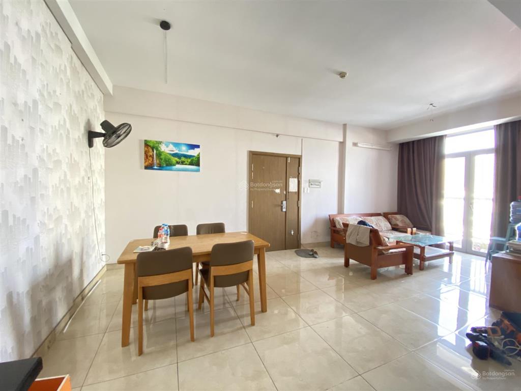 Chính chủ cần bán nhanh căn hộ luxcity 85m2 3pn 2wc full nt chỉ 4,7 tỷ căn góc siêu thoáng