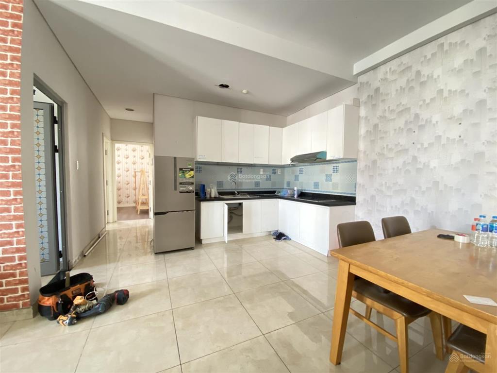 Chính chủ cần bán nhanh căn hộ luxcity 85m2 3pn 2wc full nt chỉ 4,7 tỷ căn góc siêu thoáng