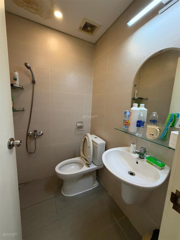 Gia đình định cư mỹ nên cần bán nhanh căn luxcity 70m2, 2pn, full 4,1 tỷ