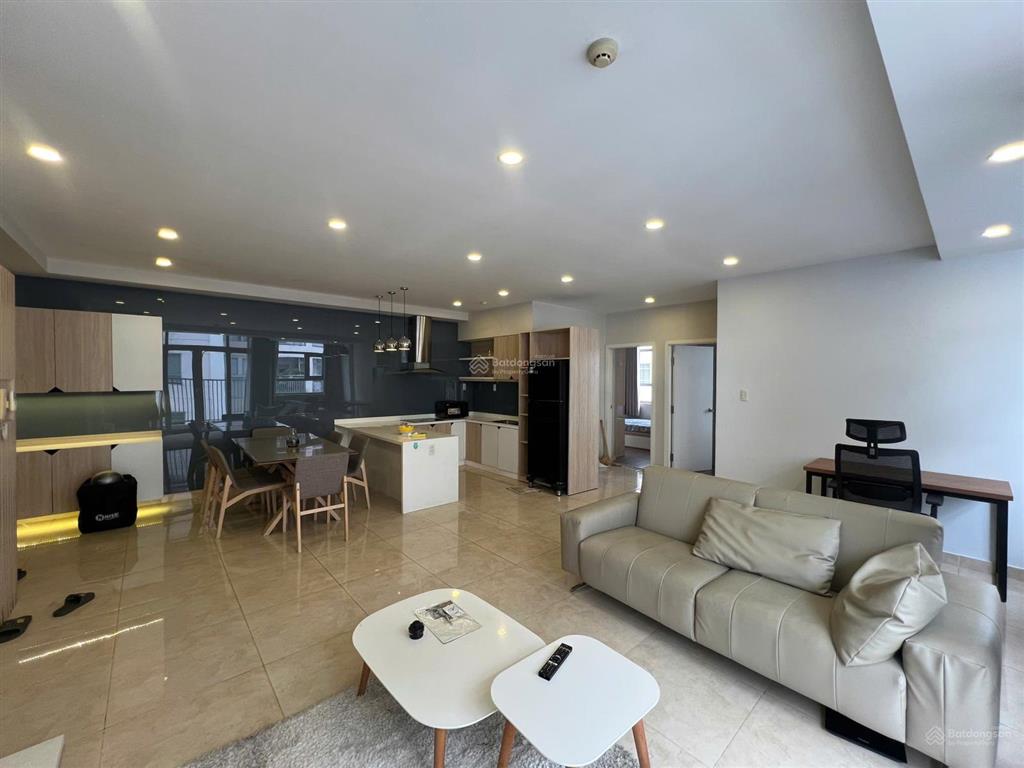 Chính chủ cần bán nhanh căn hộ luxcity 82m2 2pn 2wc full nt chỉ 4,75 tỷ căn góc siêu thoáng