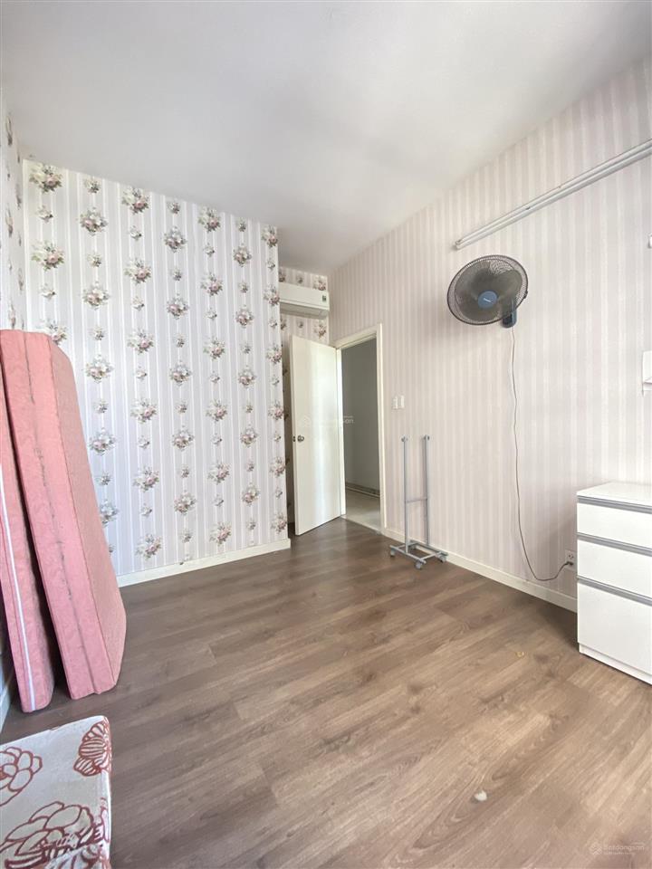Chính chủ cần bán nhanh căn hộ luxcity 85m2 3pn 2wc full nt chỉ 4,7 tỷ căn góc siêu thoáng