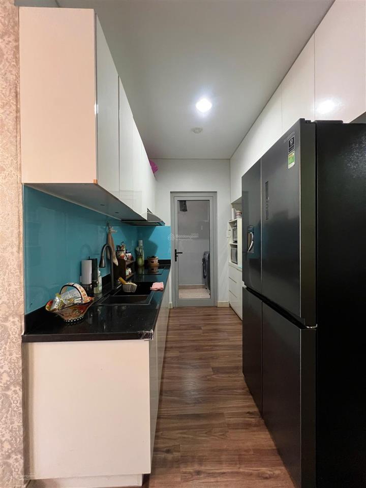 Gia đình định cư mỹ nên cần bán nhanh căn luxcity 70m2, 2pn, full 4ty250