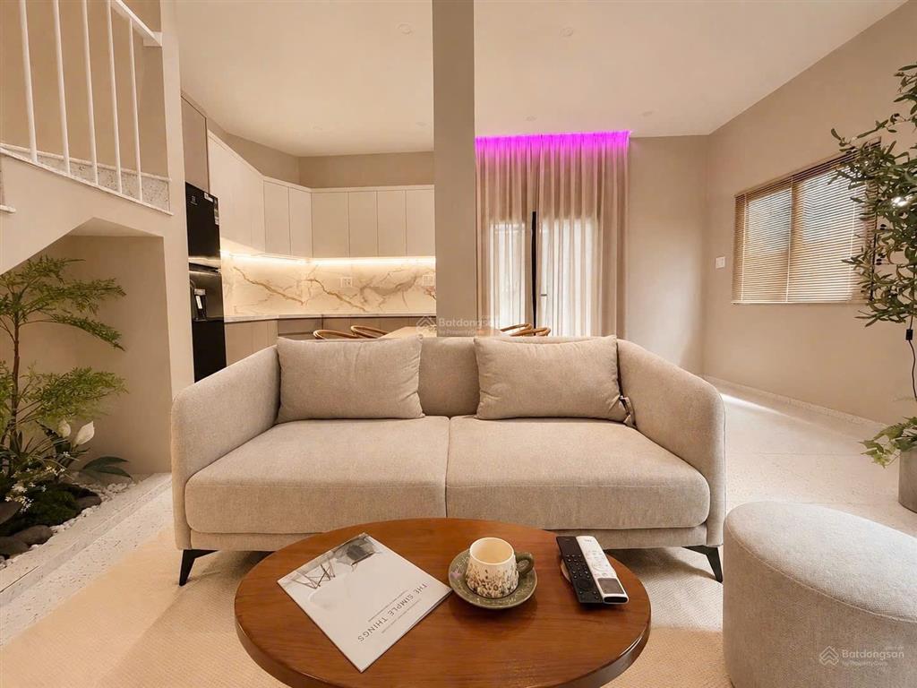 Bán nhà góc ngay 2 mặt tiền võ văn tần  160m2 sử dụng  ngang 6m  giá 8.8 tỷ