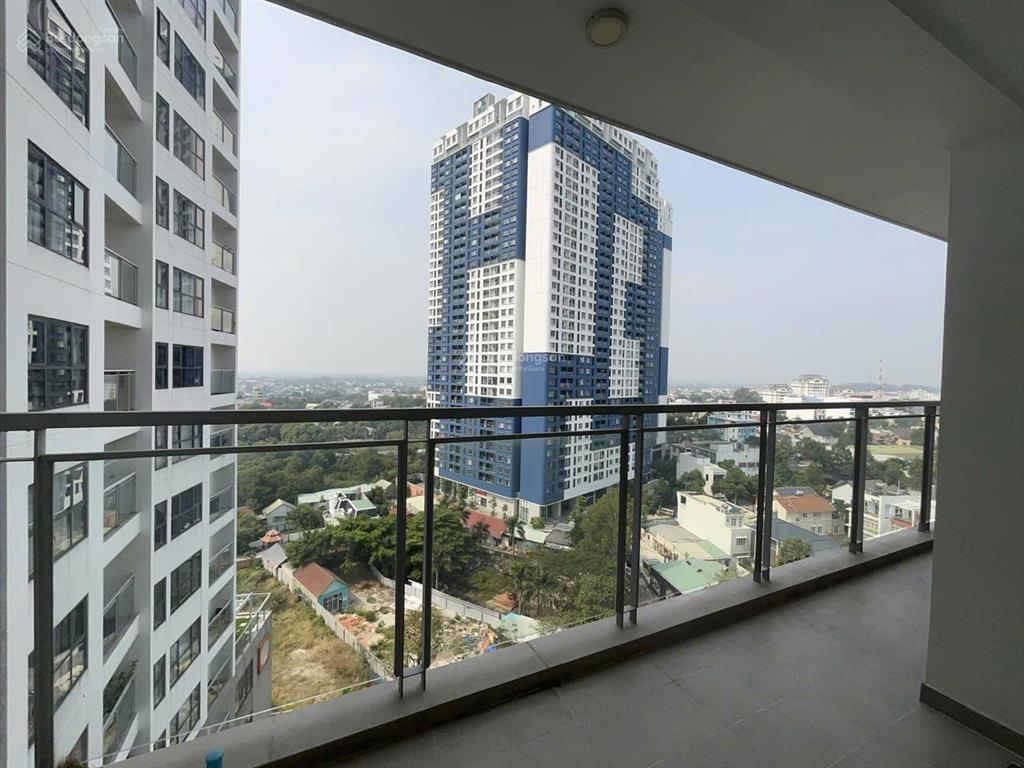 Compass one căn 2pn 96m2 vip, sân vườn trên không,  chính chủ ép giá.  0922 555 ***