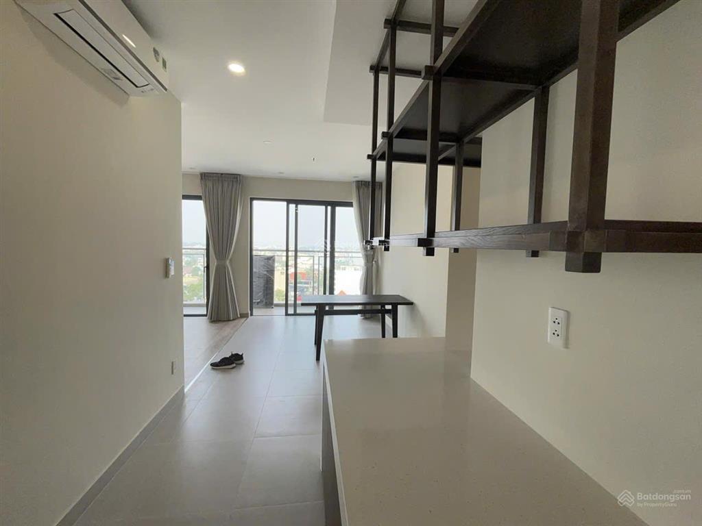 Compass one căn 2pn 96m2 vip, sân vườn trên không,  chính chủ ép giá.  0922 555 ***