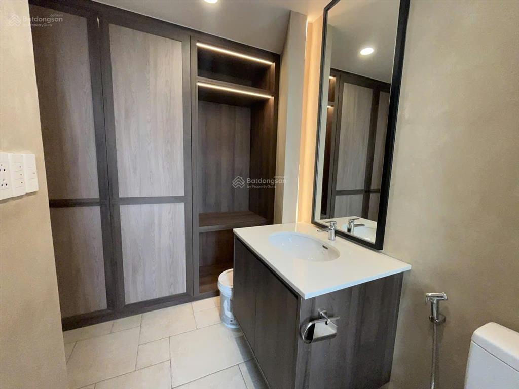 Compass one căn 2pn 96m2 vip, sân vườn trên không,  chính chủ ép giá.  0922 555 ***