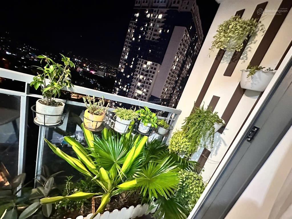 Compass one căn 3pn 104m2  góc tầng cao full nội thất đẹp bán gấp đi nước ngoài