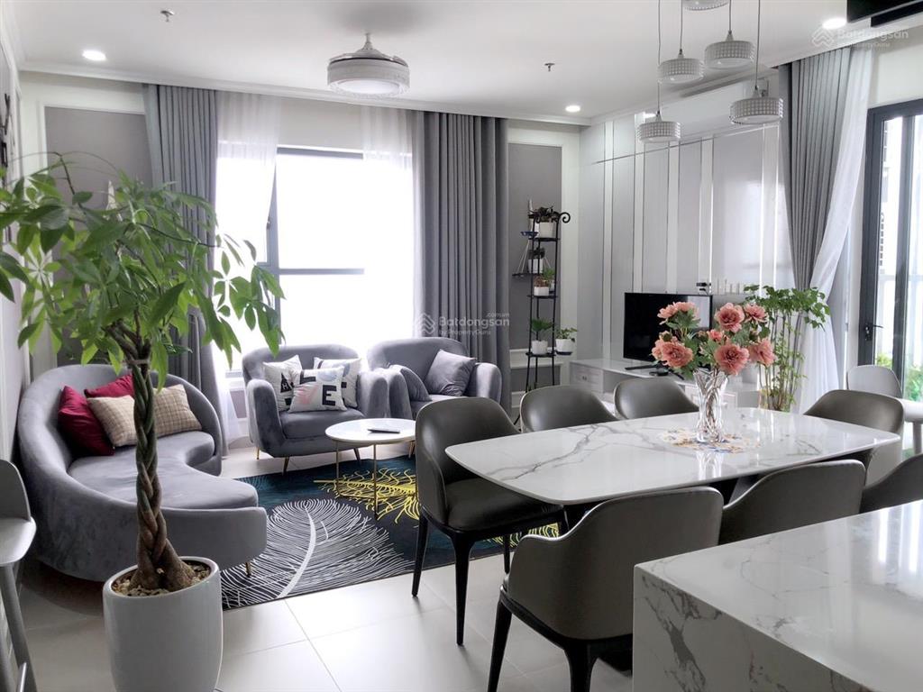 Compass one căn 3pn 104m2  góc tầng cao full nội thất đẹp bán gấp đi nước ngoài