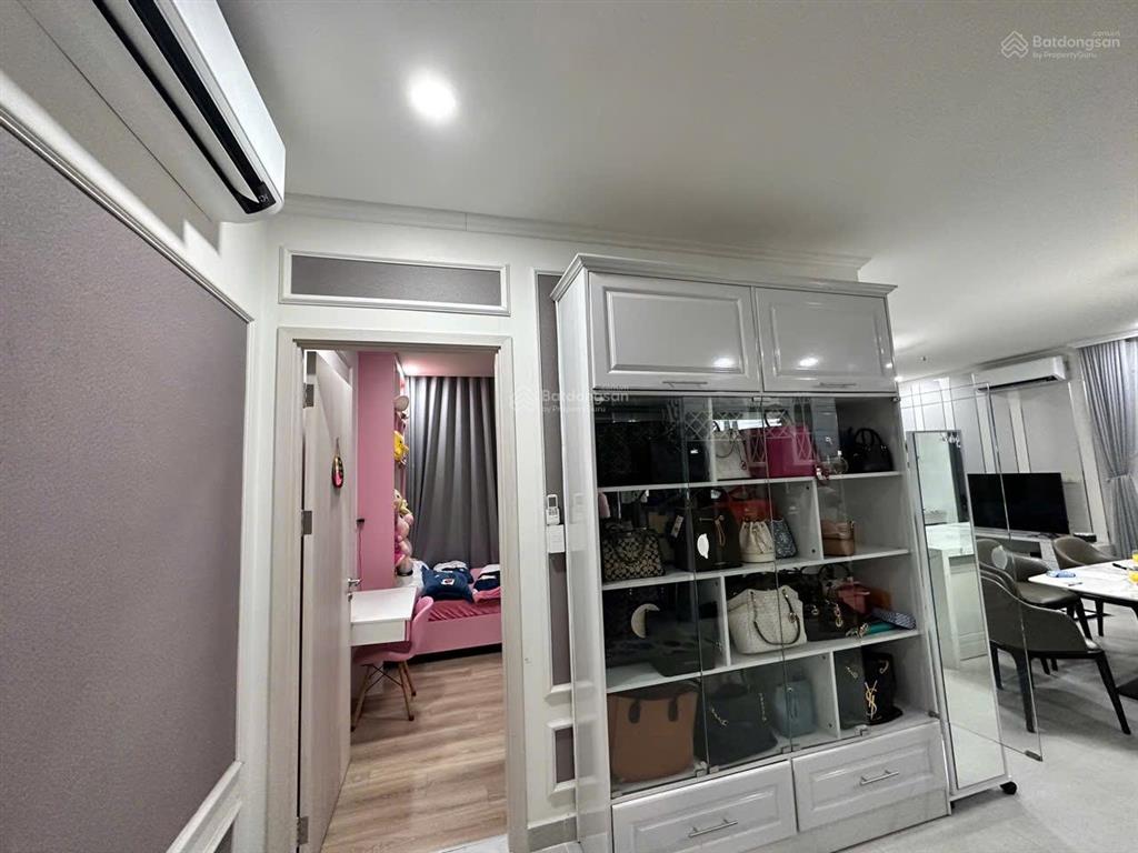 Compass one căn 3pn 104m2  góc tầng cao full nội thất đẹp bán gấp đi nước ngoài