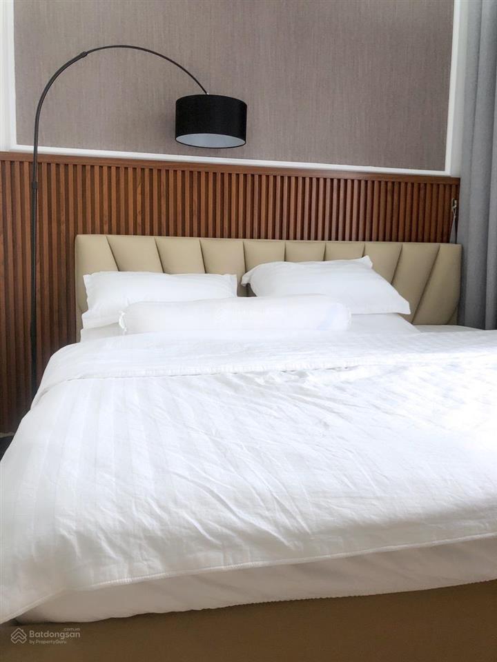 Compass one căn 3pn 104m2  góc tầng cao full nội thất đẹp bán gấp đi nước ngoài