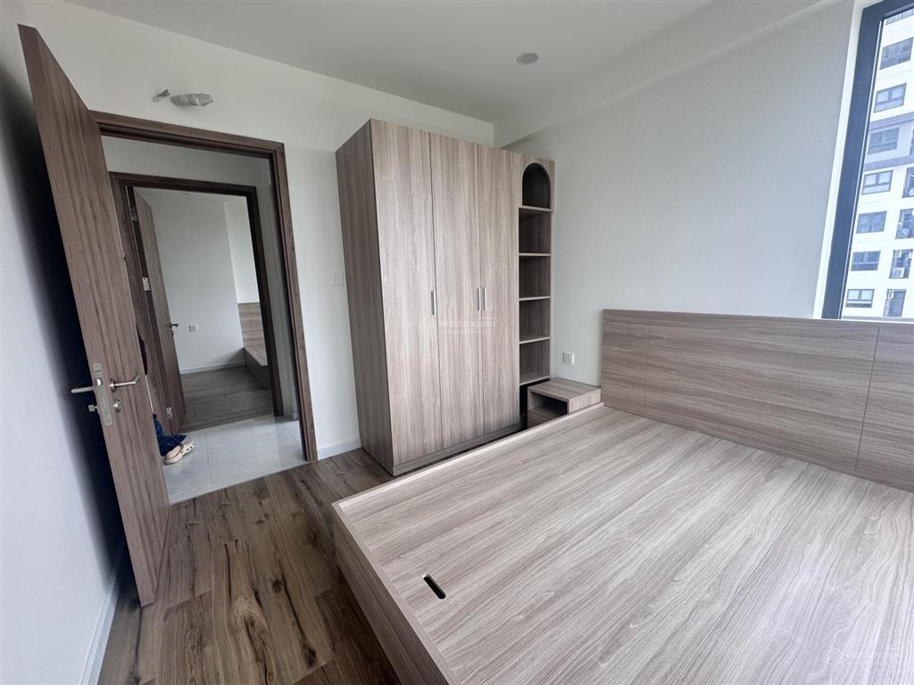 Căn góc 3pn 2.4 tỷ  tầng trung view sông thoáng mát, chủ ngộp bank giảm mạnh 350tr tại the maison