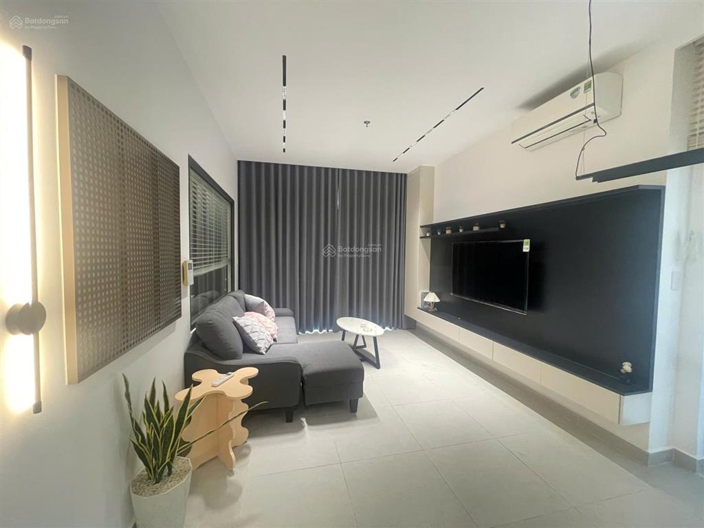 Compass one căn 2pn 78m² mới chưa sử dụng
chủ bán gấp  inbox ngay  0922 555 ***