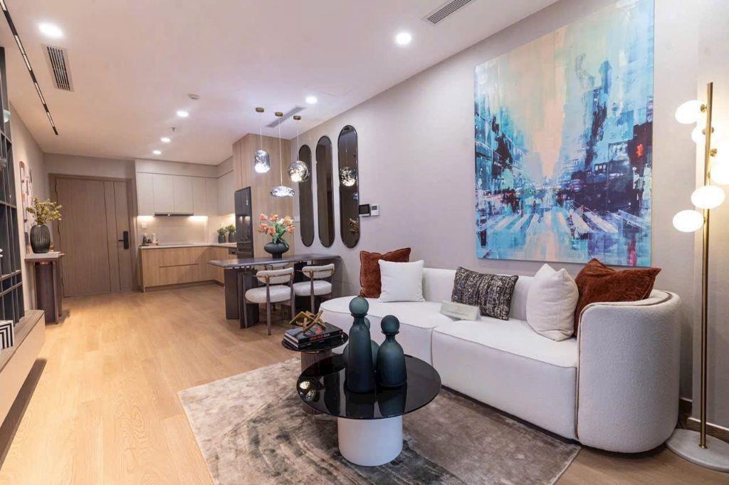 Mua căn hộ 2 ngủ Hoàng Quốc Việt giá 4 tỷ, có sổ ngay (083,848,9898)
