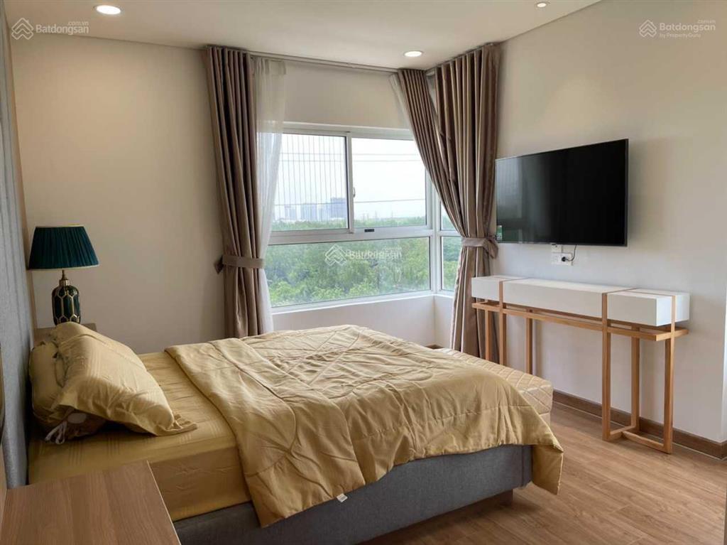 Bán nhanh căn 2 phòng ngủ 72m2 giá 4,550 tỷ gọi pkd 0943 330 ***