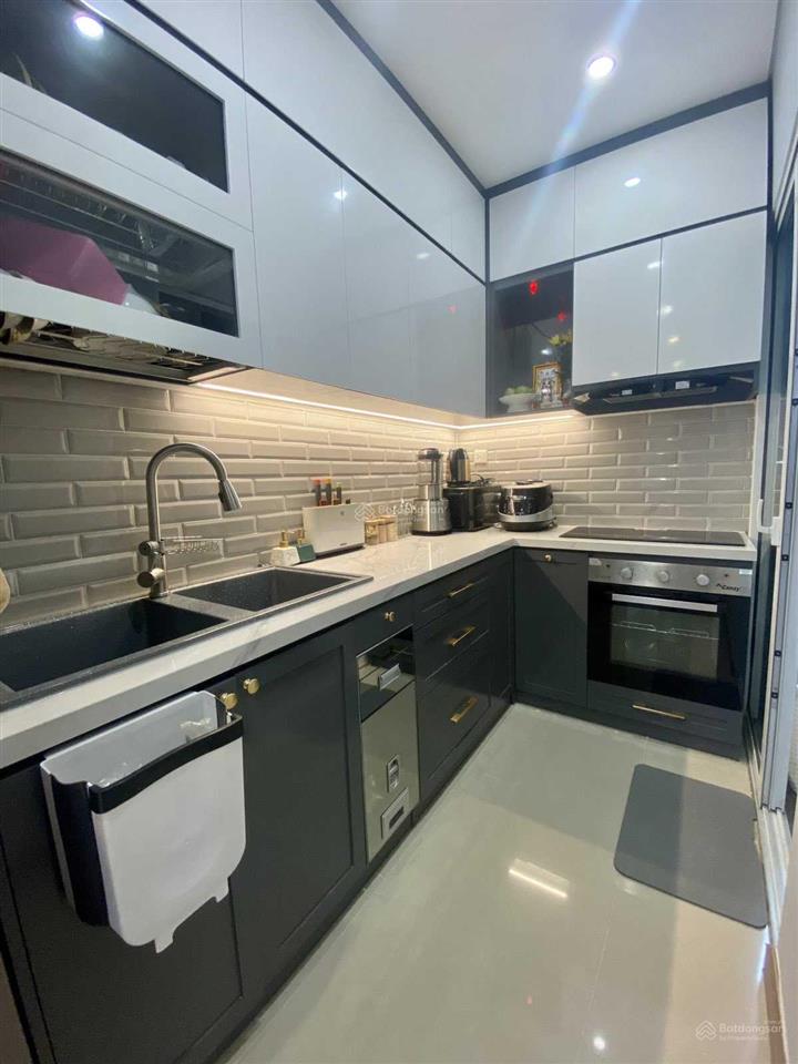Bán nhanh căn 2 phòng ngủ 72m2 giá 4,550 tỷ gọi pkd 0943 330 ***