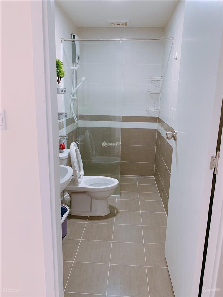 Bán nhanh căn góc 73m2 2 phòng 3tỷ3, view hồ bơi