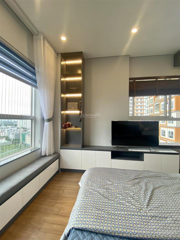 Bán căn 3 phòng 100m2 đơn giá 65 triệu/m2 gọi 0943 330 ***