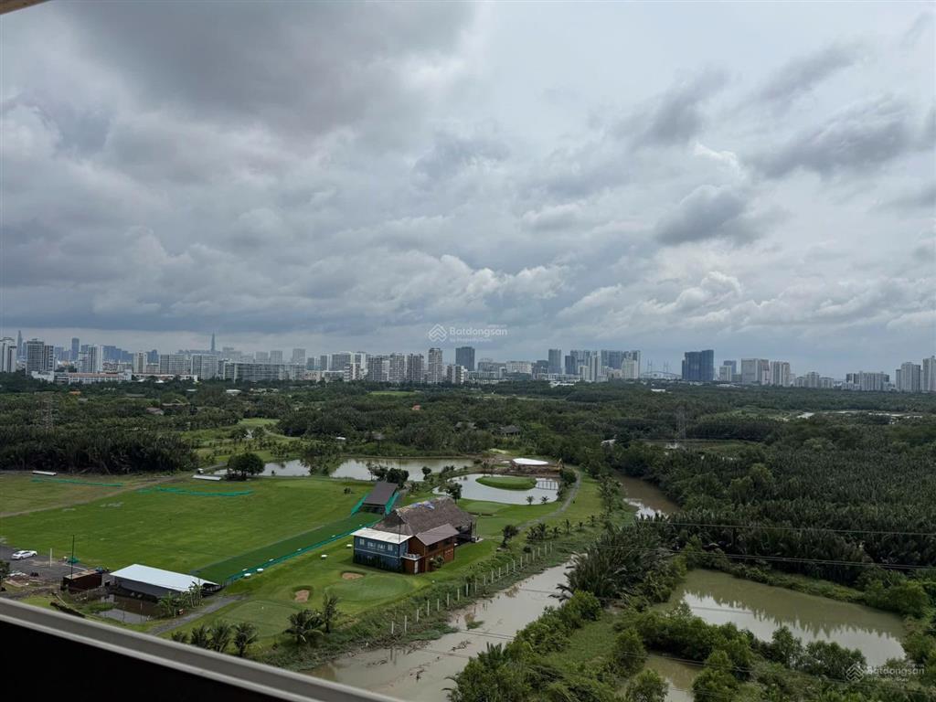 Bán căn hill 1 với 2 phòng ngủ 4tỷ650.  0943 330 ***