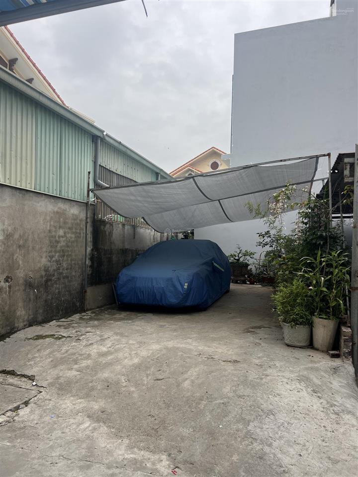 Bán gấp lô đất đẹp 42,5m2 ngang 4m. oto vào tận đất. cách mặt đường 20m