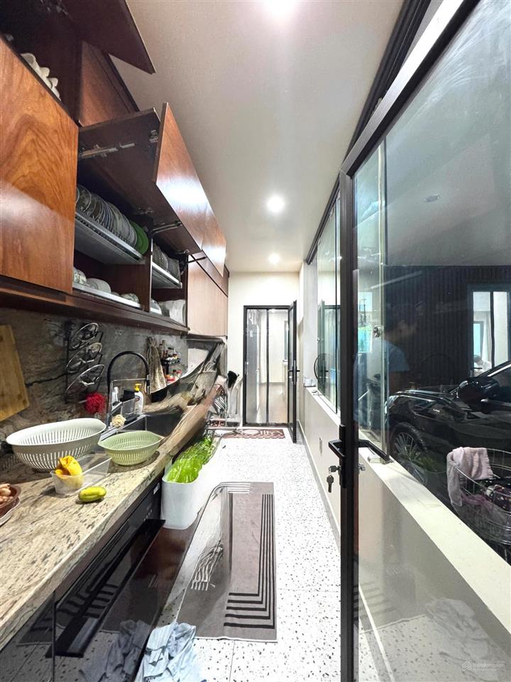 Bán biệt thự dân xây tâm huyết thiết kế đẹp tại sao đỏ. 200m2 * 2.5 tầng